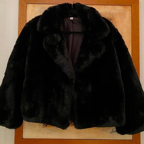 BLACK JACKET FAUX FUR COATS - Picture 2 of 5
